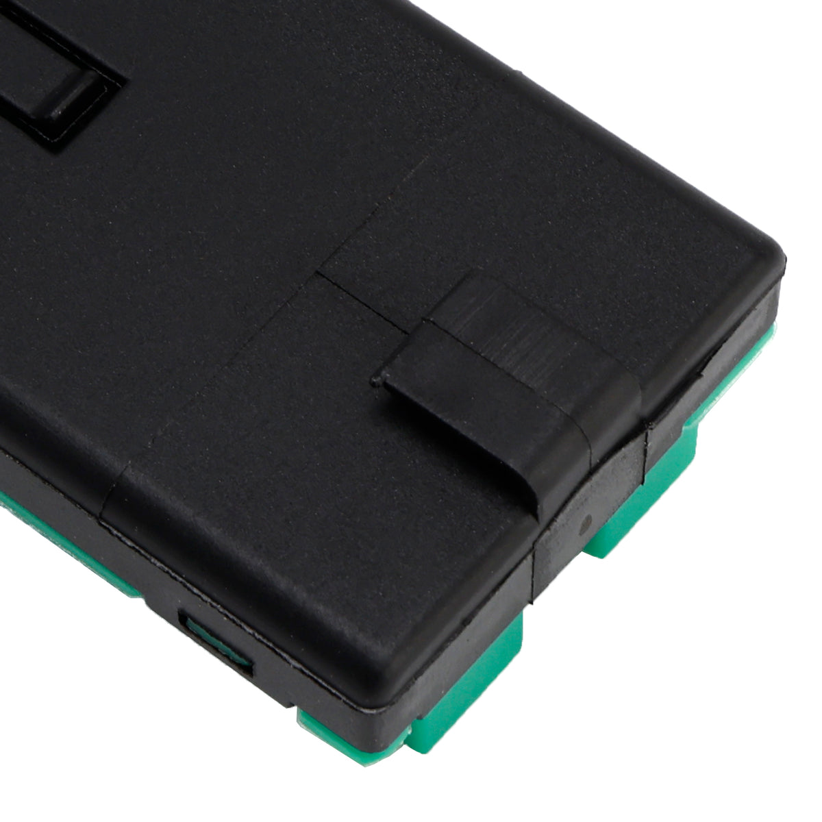 Ram 2500 3500 2021-2024 68321746AA Fuse Connector