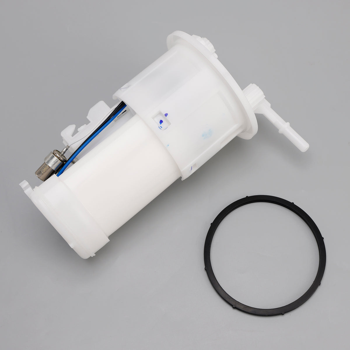 2006-2012 Daytona 675 Street Triple 675R Fuel Pump Assy Replacement T2401977