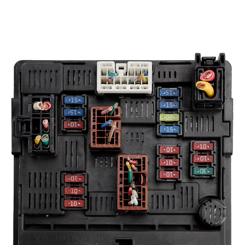Nissan Versa 1.6L 13-19 Engine Fuse Box Power Control Module 284B7-1HR0C