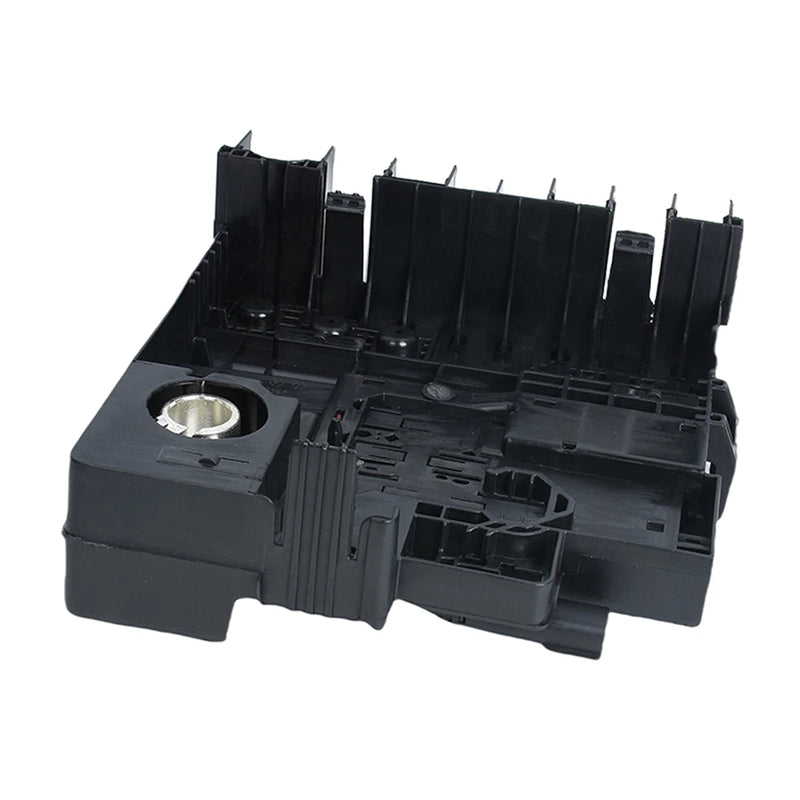 Chevy Suburban 2021-2025 84646133 Battery Distribution Fuse Block